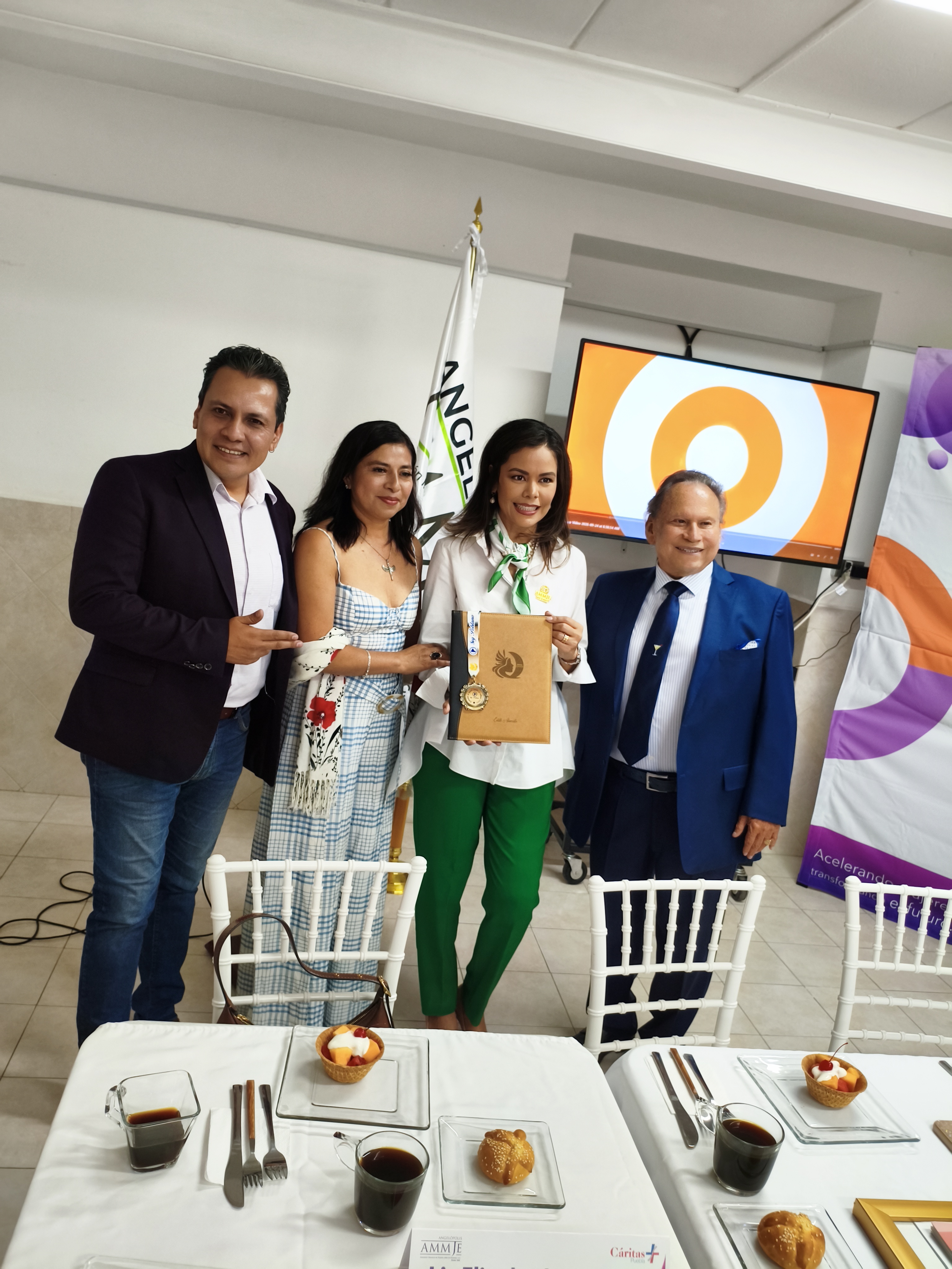 Firma de Convenio entre AMMJE y Fundación Cáritas de Puebla — imagen 3