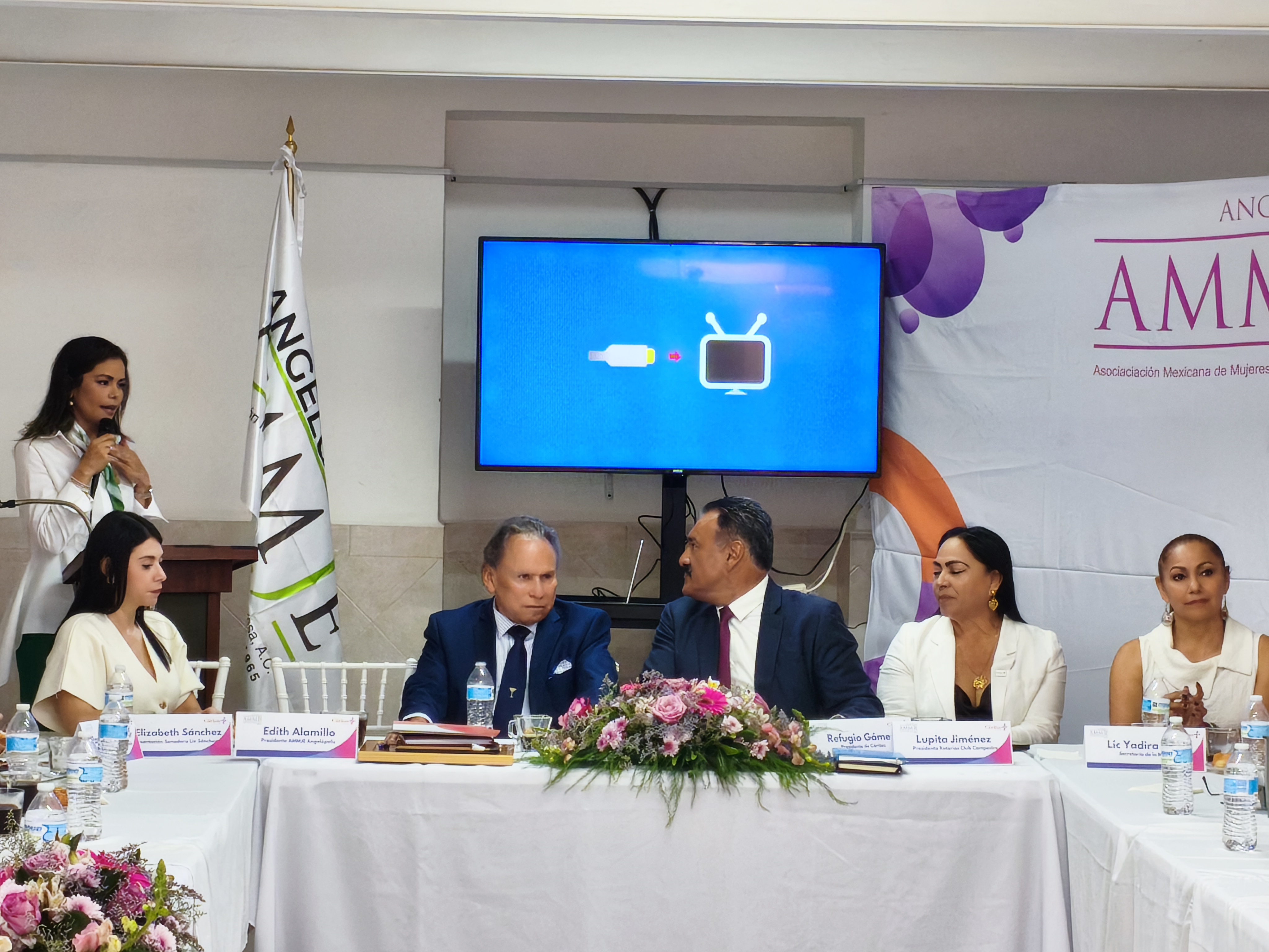 Firma de Convenio entre AMMJE y Fundación Cáritas de Puebla — imagen 1