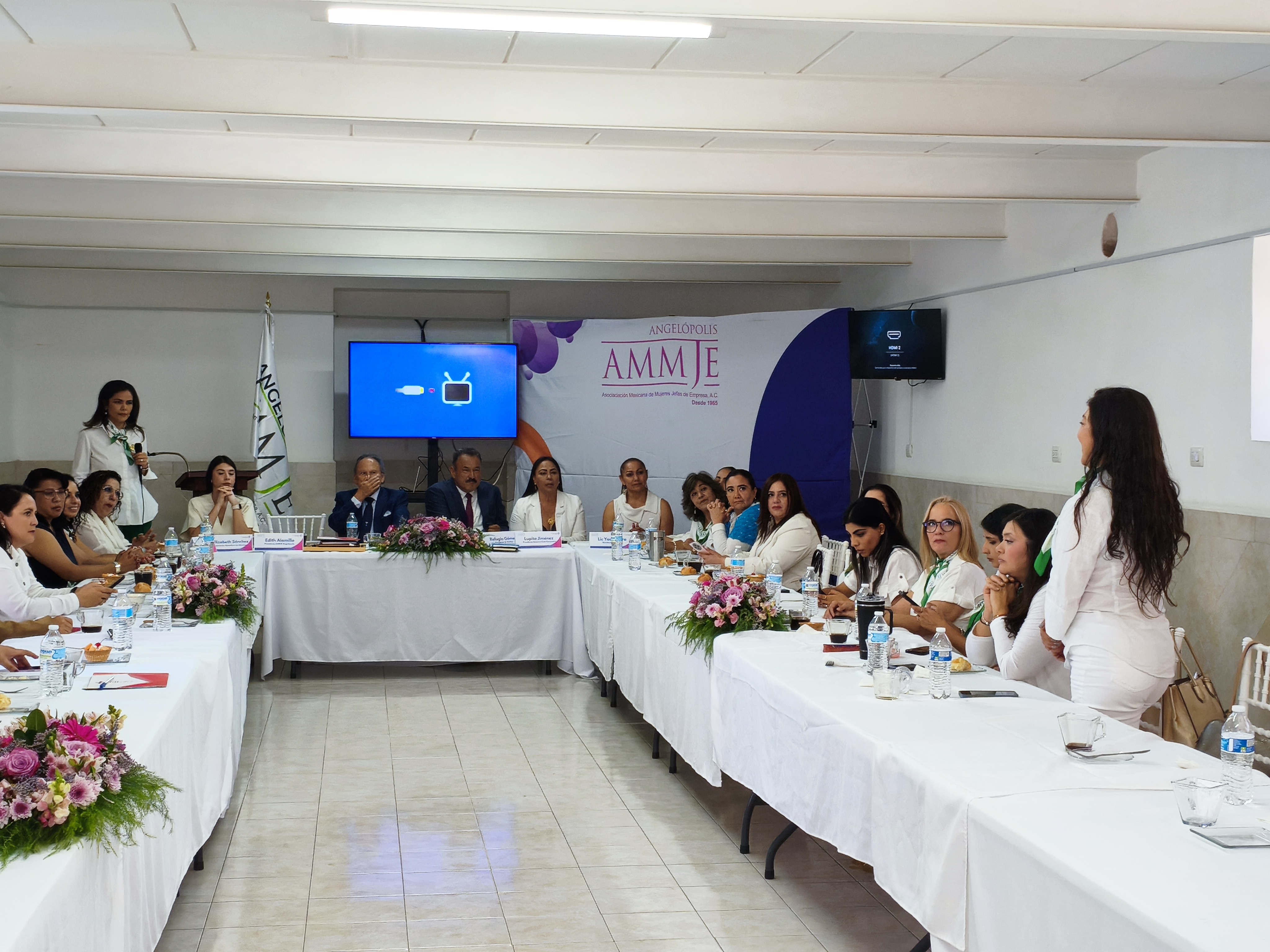 Firma de Convenio entre AMMJE y Fundación Cáritas de Puebla — imagen 9